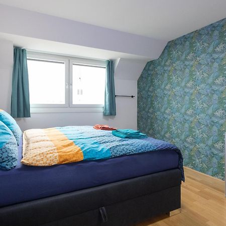 Private Room With Ac- Microwave, Personal Fridge & Metro Access - 7 Min To Center Wien Exterior foto