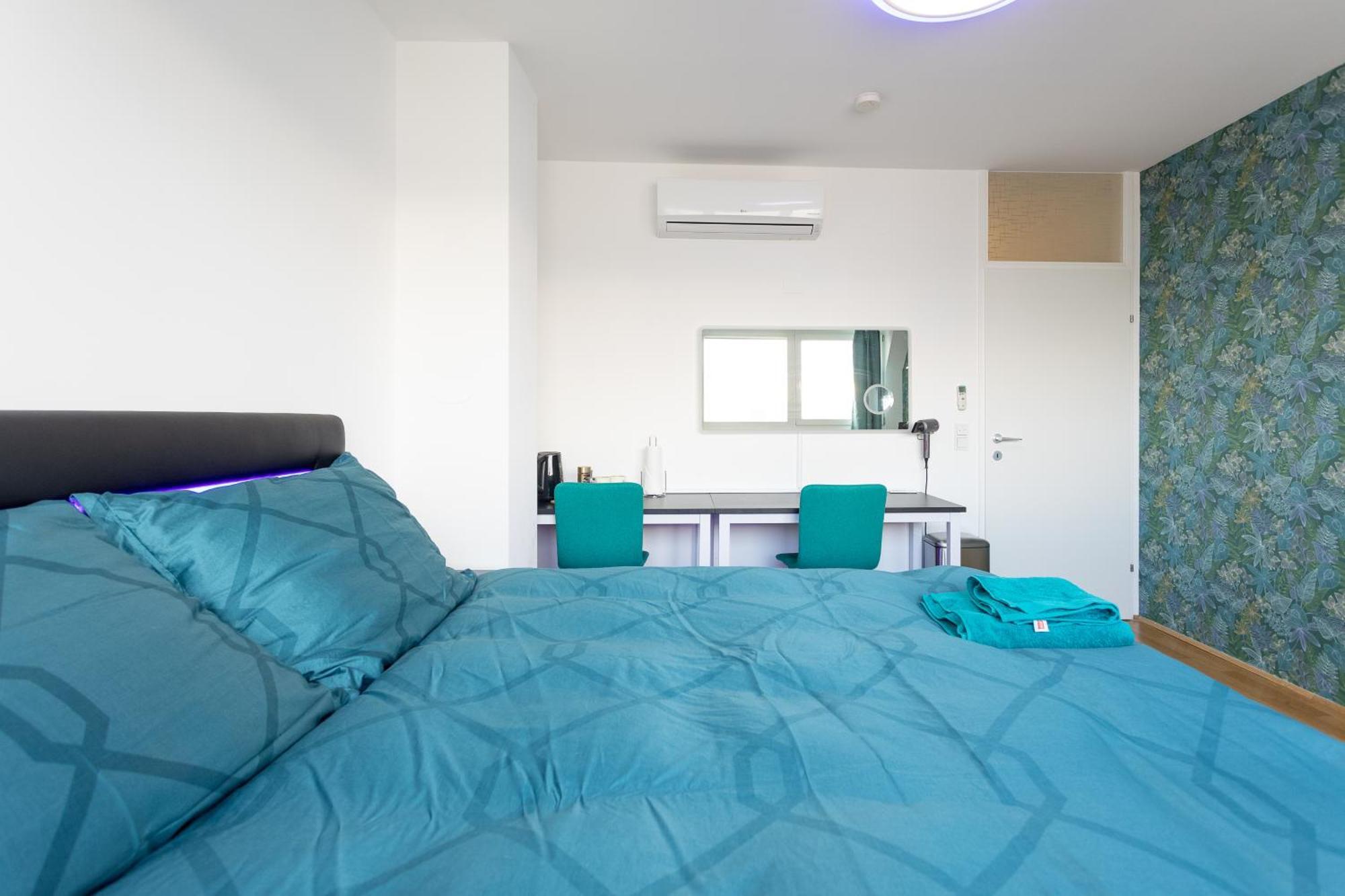 Private Room With Ac- Microwave, Personal Fridge & Metro Access - 7 Min To Center Wien Exterior foto